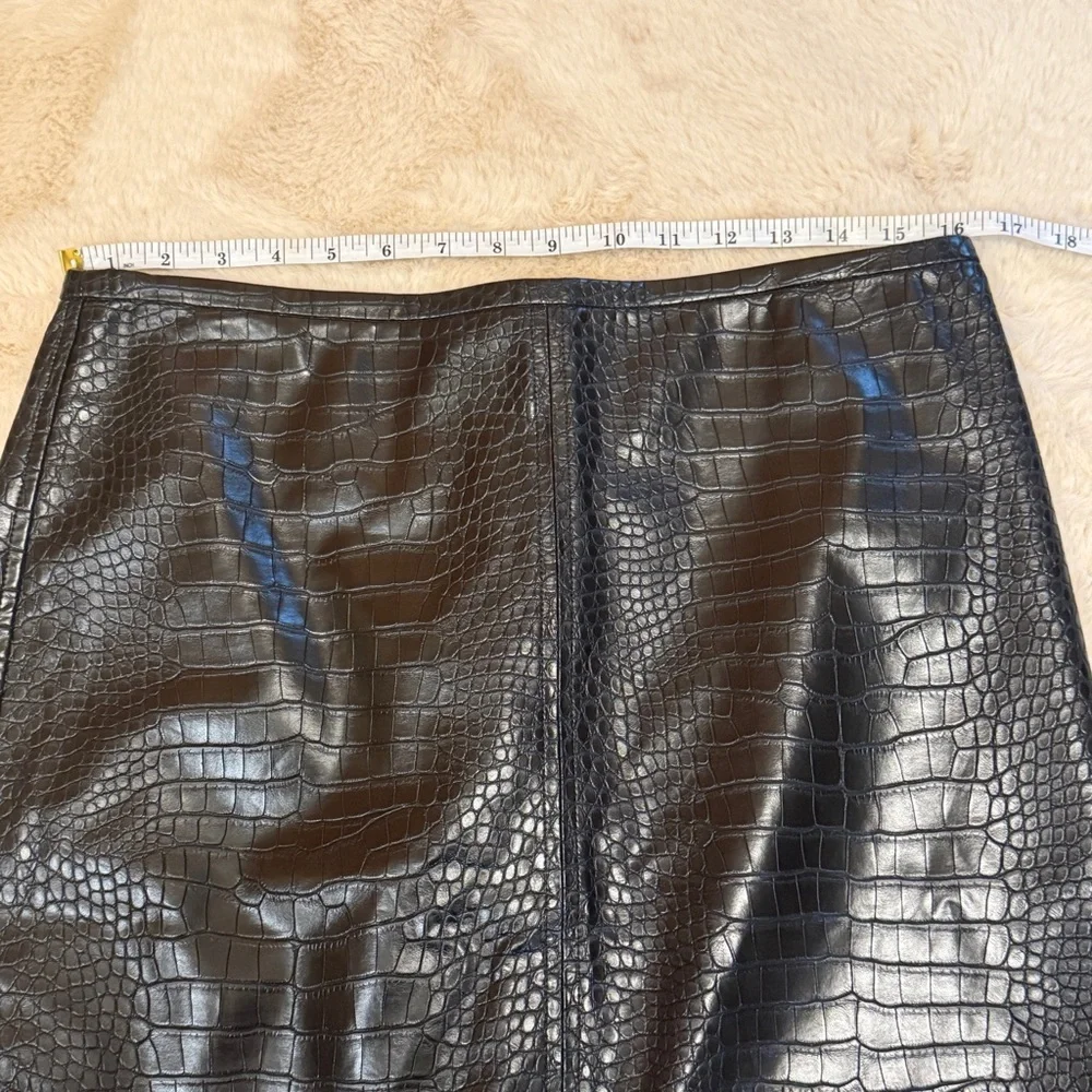 J Crew Black Croc-Embossed Pencil Skirt